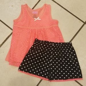 Girl's Short Outfit